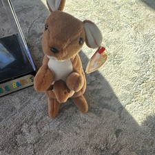 Ty Beanie Babies Pouch Kangaroo Plush Toy 1996 Original Retired with Tags