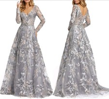 NWT Mac Duggal Gray Long Sleeve Bead Applique Gown in Silver Size 12 (#N2-B2)