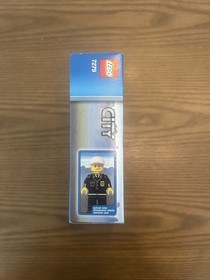 LEGO CITY: Police Minifigure Collection (7279)