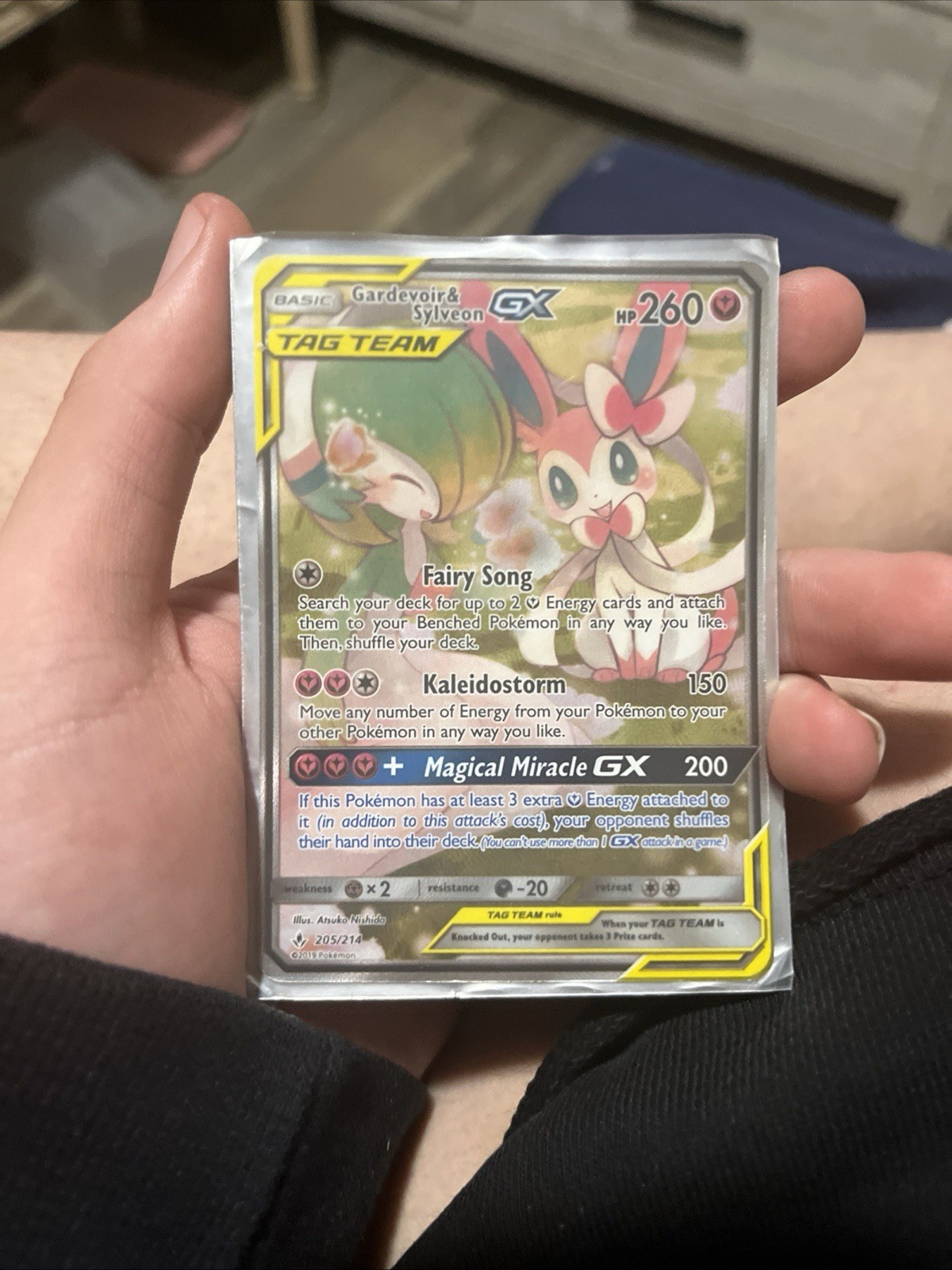 Gardevoir & Sylveon GX TAG TEAM Alternate Full Art 205/214 Holo EN 2019