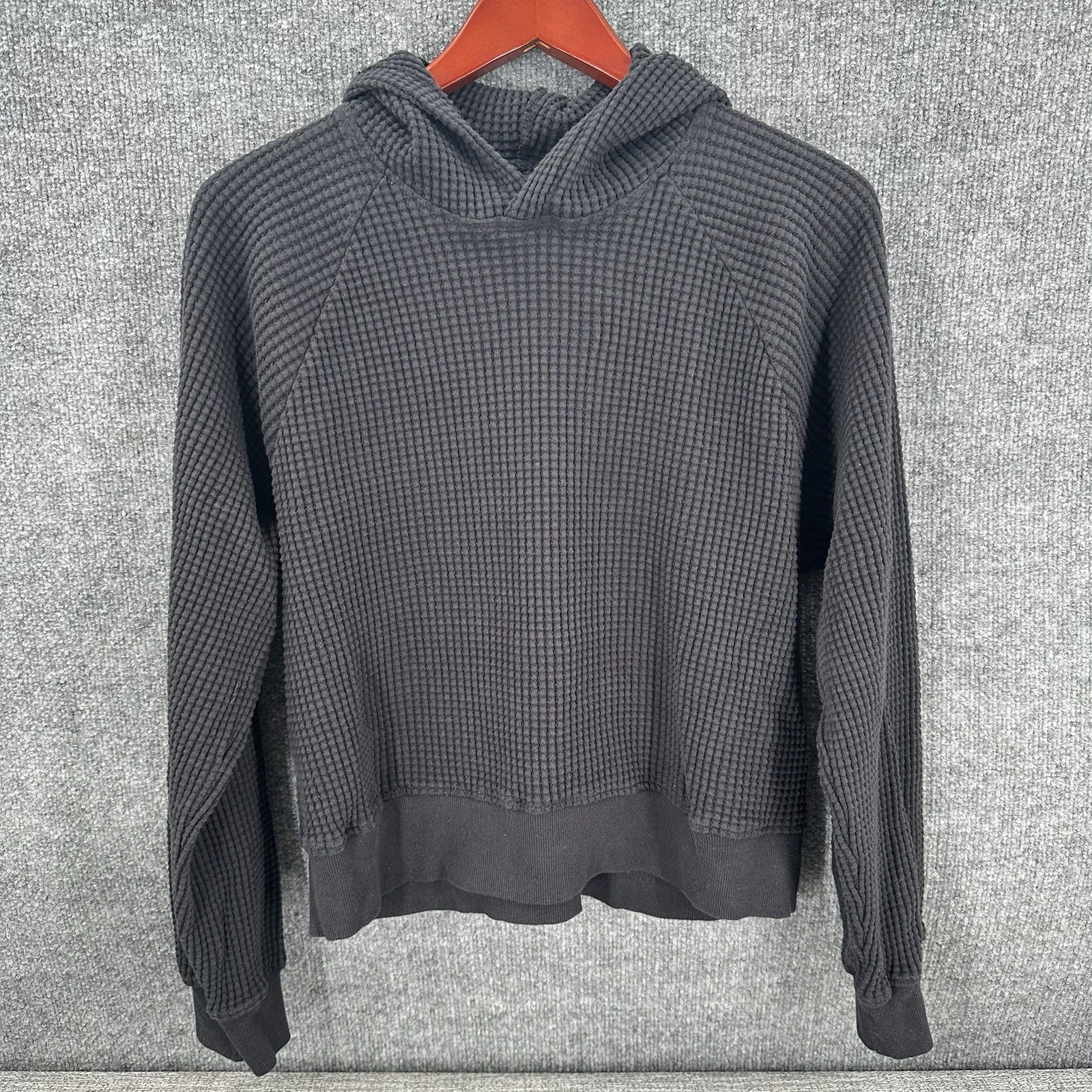 The North Face Thermal Hoodie Women’s Small Black Waffle Knit Pullover