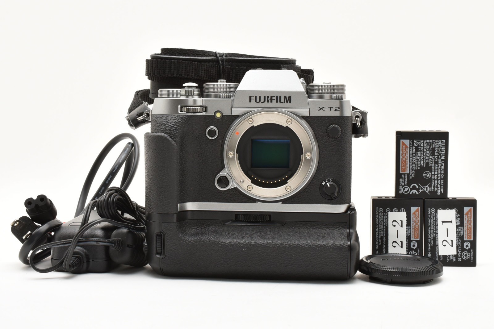 [ MINT ] Fujifilm X-T2 Silver 24.3MP Digital Mirrorless Camera VPB-XT2 Japan