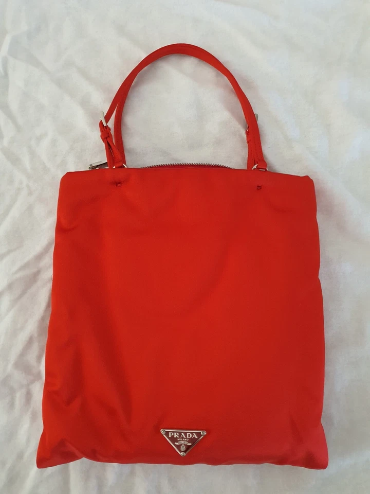 PRADA! BOLSO BANDOLERA/TOTE DE SATÉN ROSAS TALLO LARGO EDICIÓN LIMITADA.  Foto 4 de 4