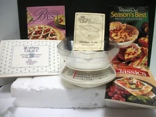 Pampered Chef Kitchen Scale & Recipe Books #5 Maximum Mechanical NO Batteries
