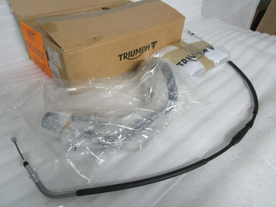 Kit de montagem de cesto Triumph Tiger 800 A9508178 - Imagem 2 de 4