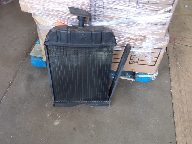 Eagle Tractor Radiator For Ford New Holland 2 N 8n 9n Models Oem 8n8005 For Sale Online Ebay
