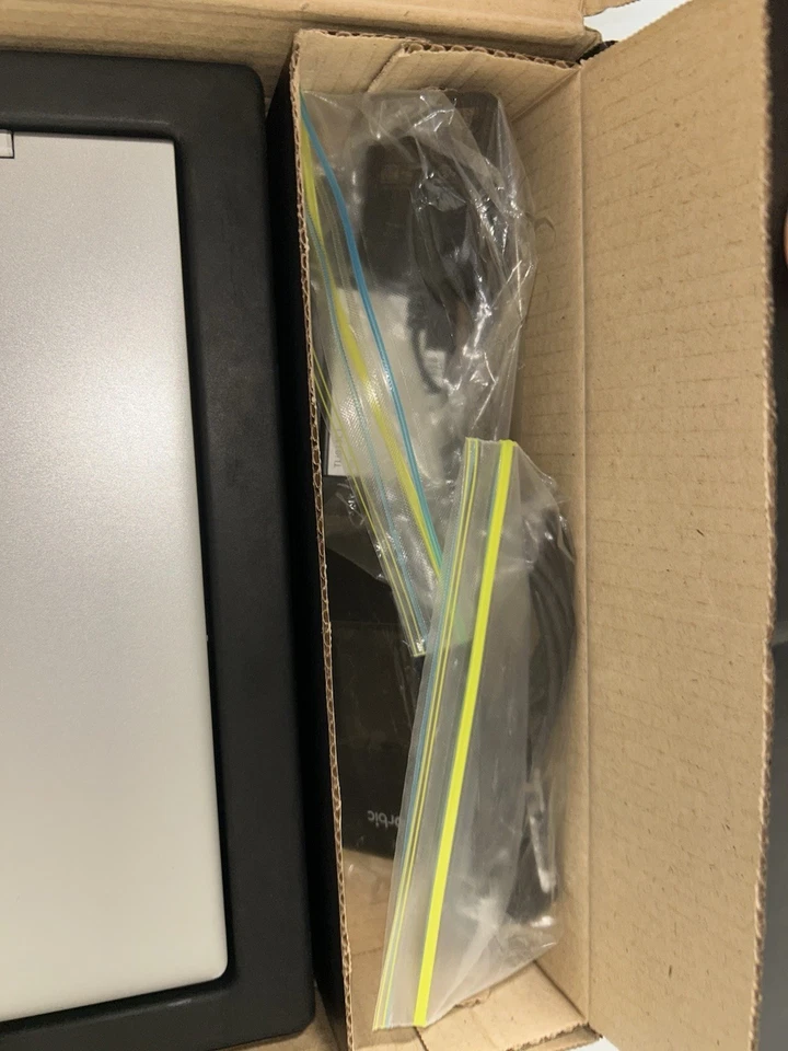 HP ENVY X360 2-in-1 15m-dr1011dx Touch 15.6" Core i5-10210U 8GB RAM 256GB  - Image 4 of 4