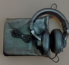 Sterling Audio S450 Studio Headphones Over-Ear Wired w/ Detachable Cable