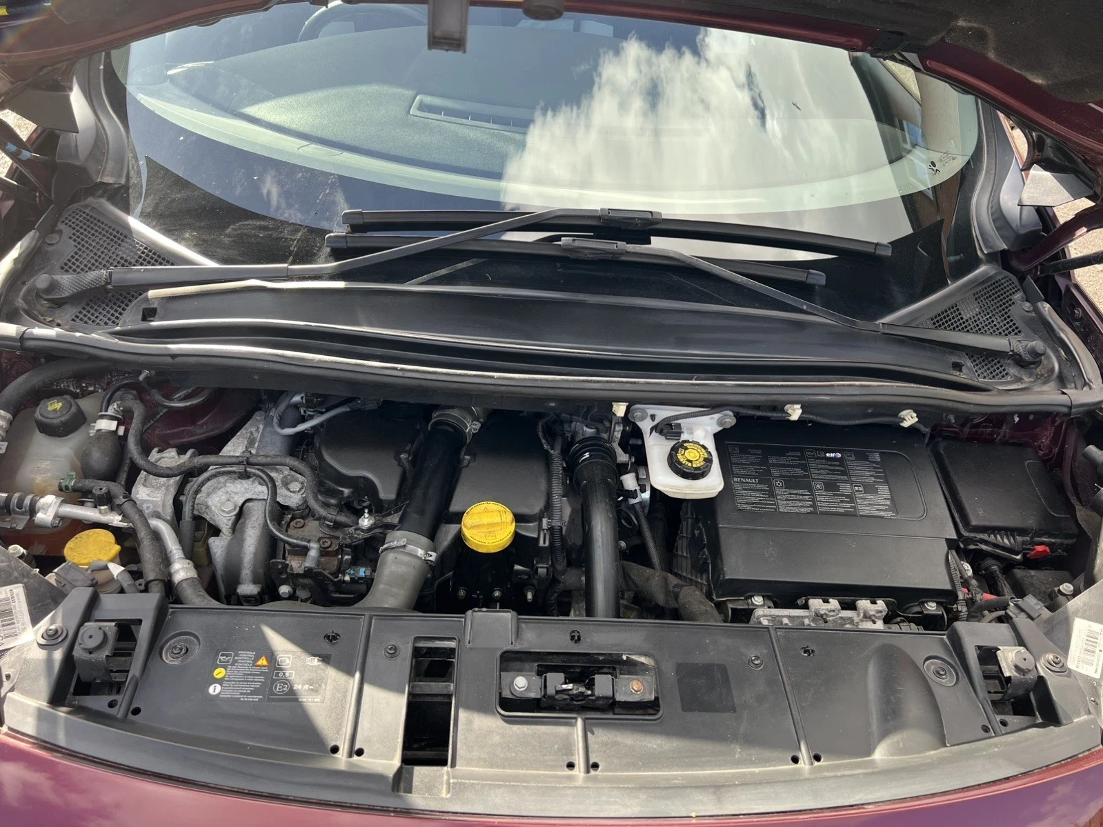 2015 Renault Scenic, photograph 13