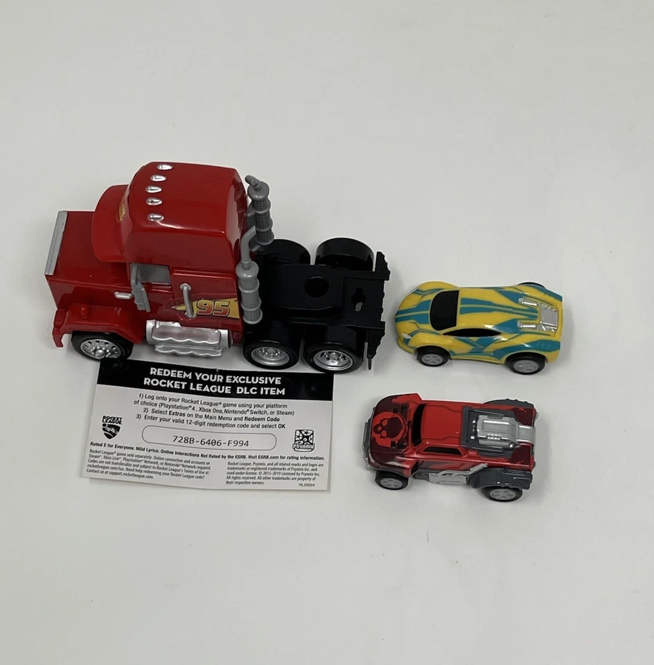 Camión Mack de plástico Disney Pixar Cars Foto 4 de 4