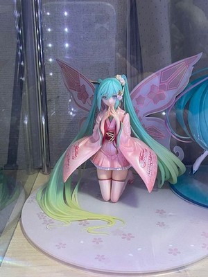 Racing Miku Tony Haregi Ver. 1/1 Scale Figure by Good Smile | eBay