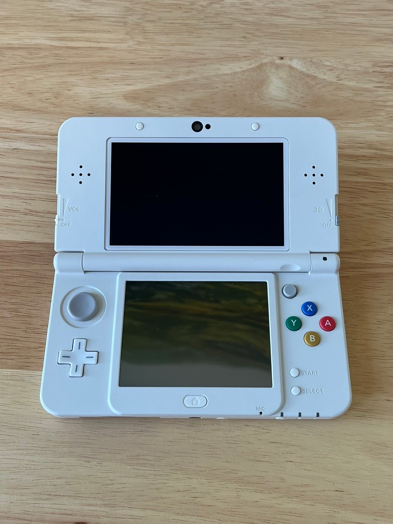 Nintendo 3DS White Handheld System for sale online | eBay