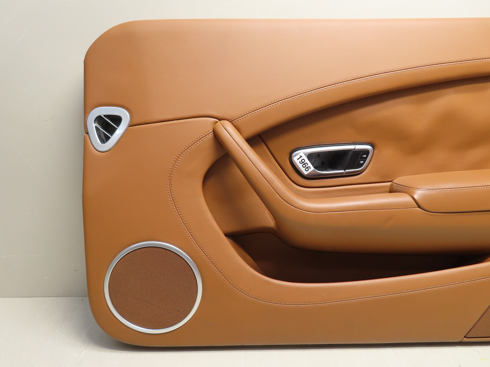 2013+ Bentley Continental GT Front Right Passenger Door Panel Cover 3W3868016