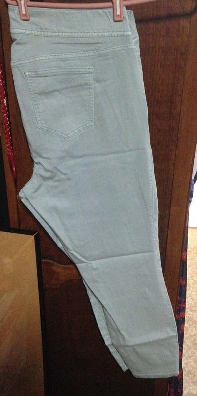 Torrid Lean Jeans, NWT, Size 3 Regular, harbor grey but looks light blue