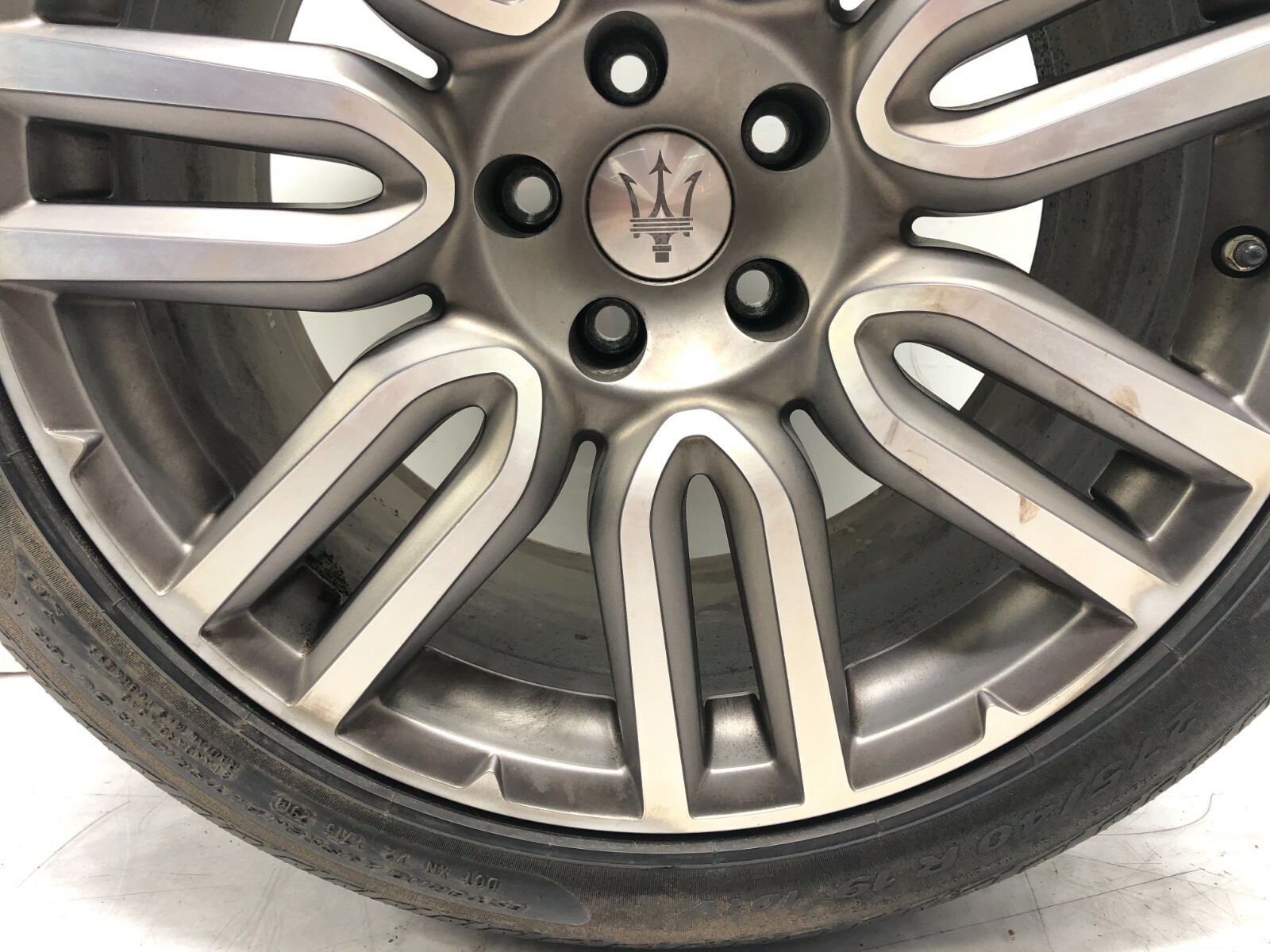 2014-2019 MASERATI GHIBLI S 19x10 REAR WHEEL RIM 10Jx19H2 OEM.