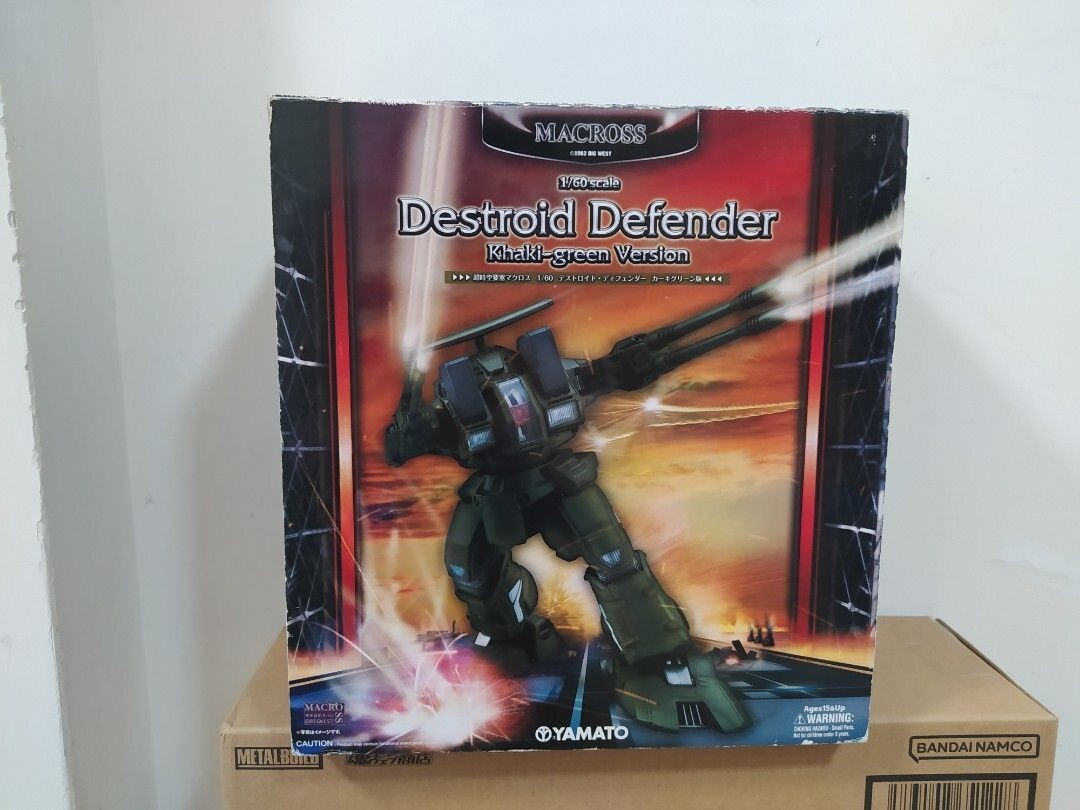 やまと マクロス 1/60 デストロイド・ディフェンダー カーキグリーン版