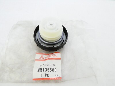For Mitsubishi Pajero 92 97 Fuel Tank Cap Diesel MR135580 | eBay