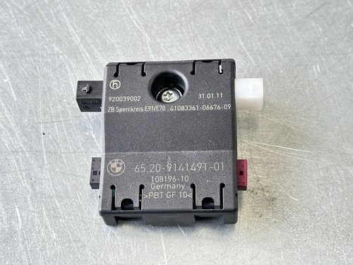 BMW X5 E70 XDRIVE 40D 2007-2013 HECKKLAPPE MANSCHETTENANTENNE VERSTÄRKERMODUL 914149101