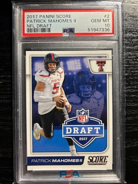Patrick Mahomes trading card