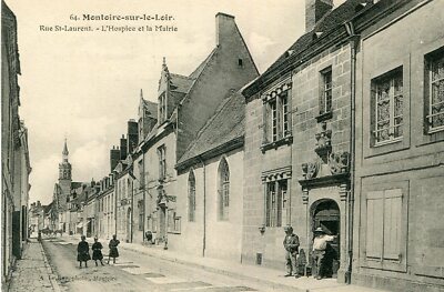 Karte MONTOIRE SUR LE LOIR Rue Saint Laurent L'Hospice et la Mairie