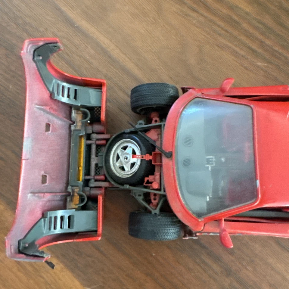 De colección 1987 Rojo Ferrari F40 Escala 1/18 Diecast Modelo Coche Burago Hecho en Italia LEER Foto 2 de 4