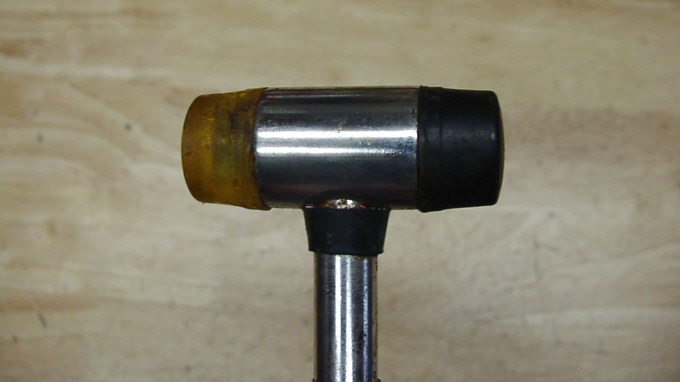 Unbr. 8.7oz Soft Blow Hammer,2-9/16 Head,W/ 15/16" Diam Blk & Yellow Faces,China