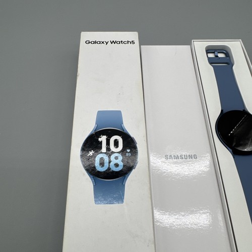 Samsung Galaxy Watch5 44mm Blue Case Blue Band Smart Watch - Picture 2 of 6