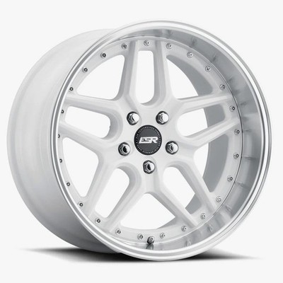 ESR CS15 18x8.5 +35 5x114.3 Gloss White (Set of 4)