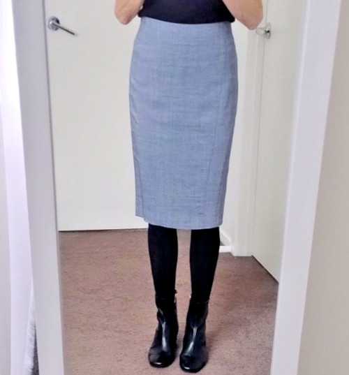 Oxford Luxury grey tapered pencil skirt knee length size 8 pre-owned excellent