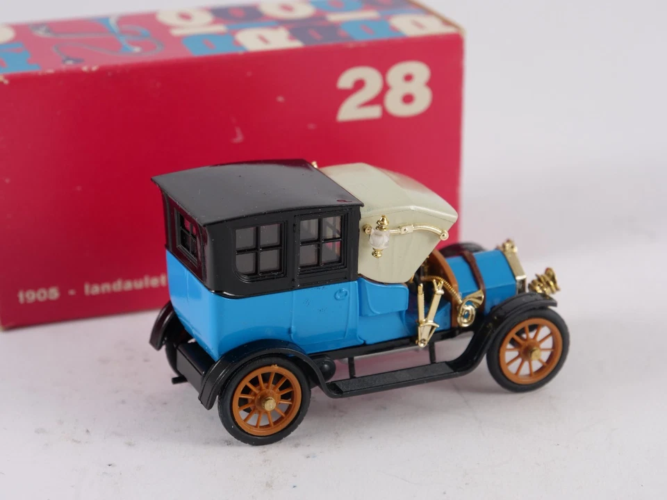 Rio n° 28 Landaulet IANCHI 20 30 CV 1905 1/43 jamais joué en boîte - Photo 2/4