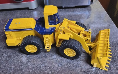 Joel Komatsu WA800 Wheel Loader 1/50 Scale, Heavy Die Cast Metal