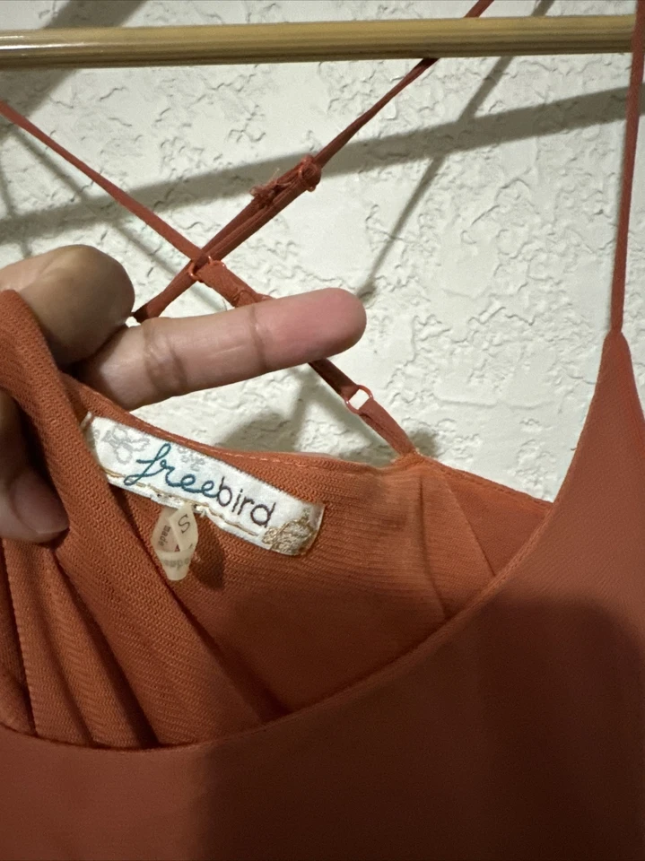 Maxi Vestido Freebird Espalda Entrecruzada Talla Pequeña Color Óxido Usado en Excelente Condición  Foto 3 de 4