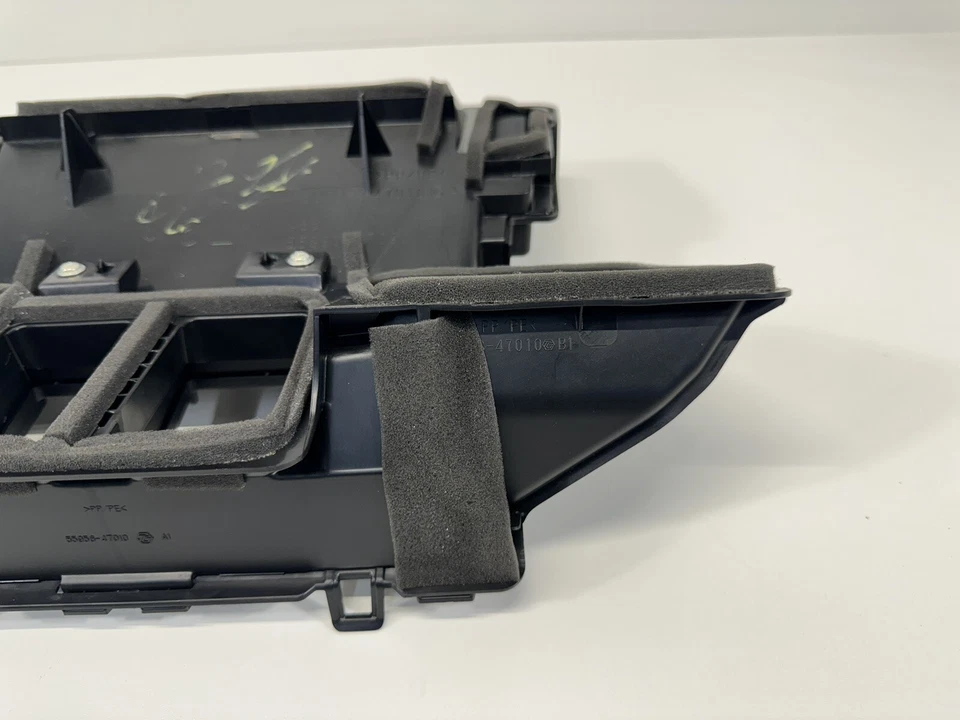 Toyota Prius 2016-2022 boquilla descongeladora parabrisas plástico 55990-47090 OEM Foto 4 de 4