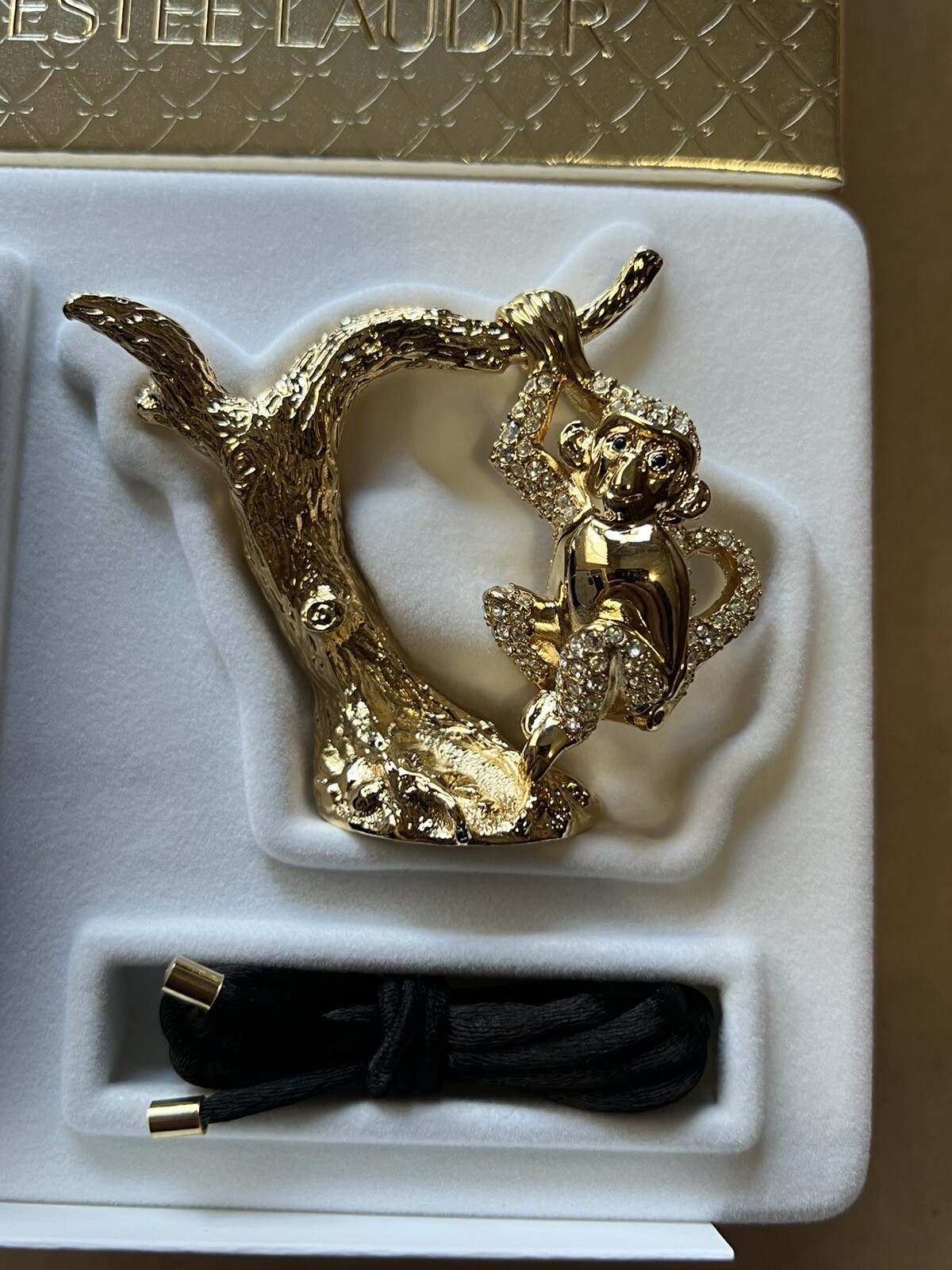 Picture 2 of 5