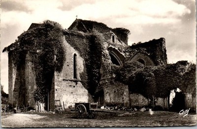 85 LA ROCHE SUR YON old postcard [DTZ-12588]