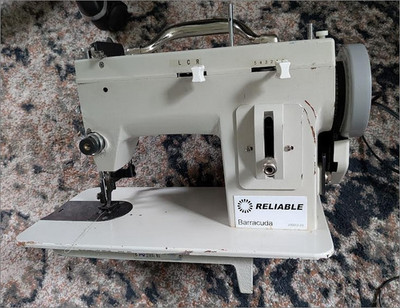 RELIABLE Barracuda 2000U-33 zig-zag walking foot sewing machine