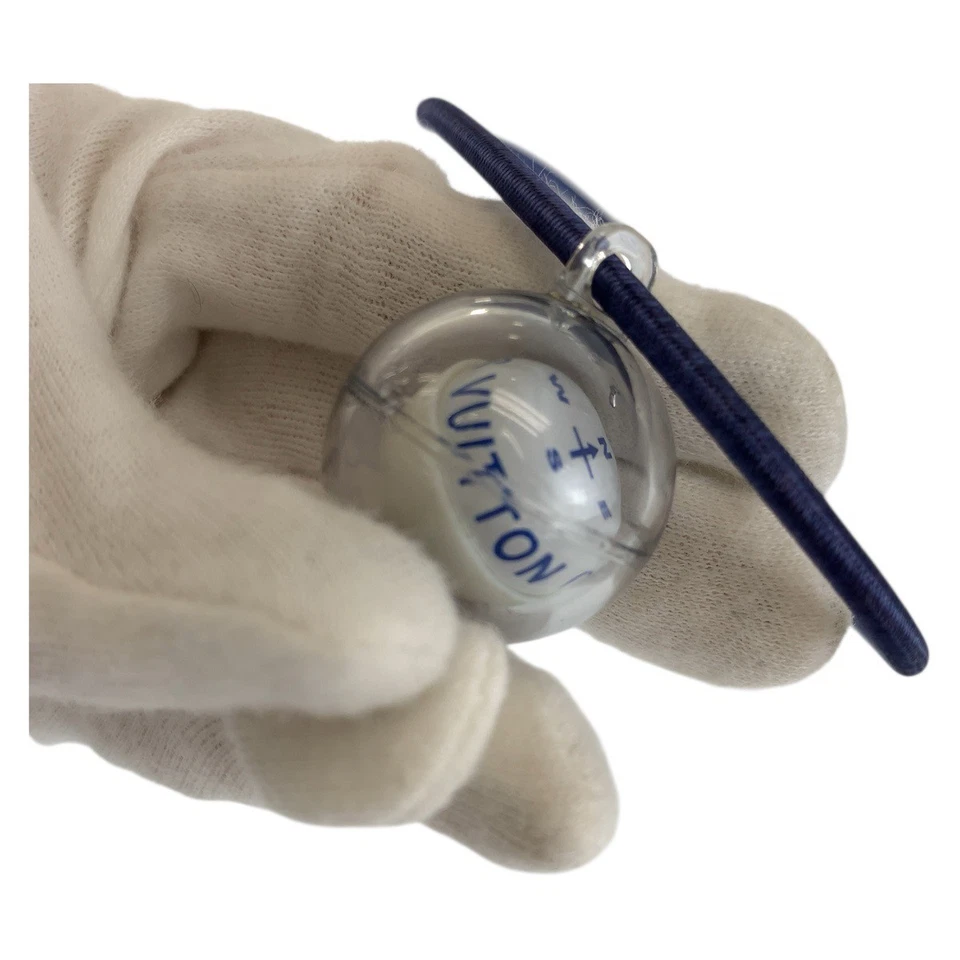 LOUIS VUITTON Louis Vuitton Cup Edición Limitada 2000 Brújula Gargantilla Goma LV Foto 4 de 4