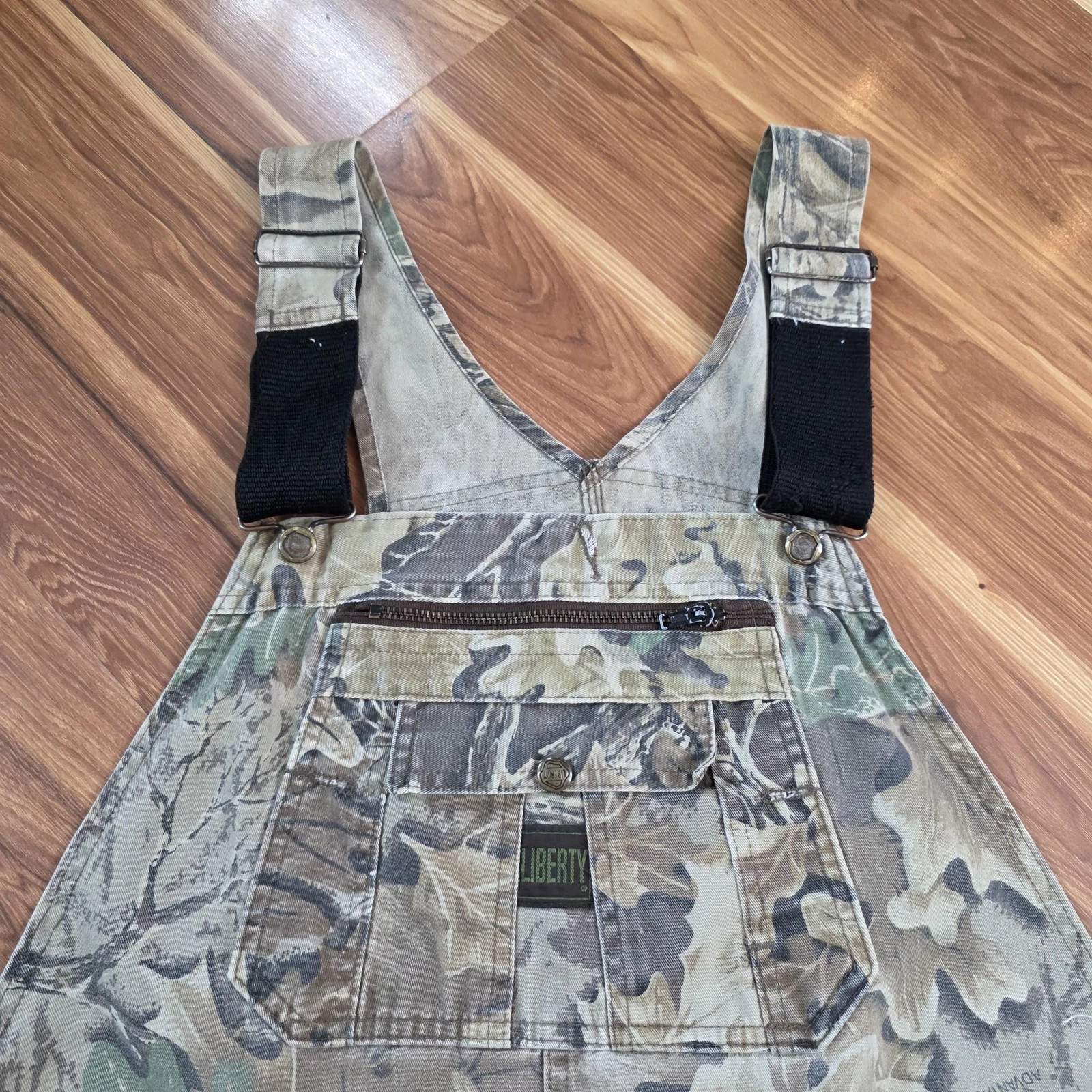 Liberty Overalls Mens 44x30 Camo Advantage Bib Hunting Workwear Outdoor Pants