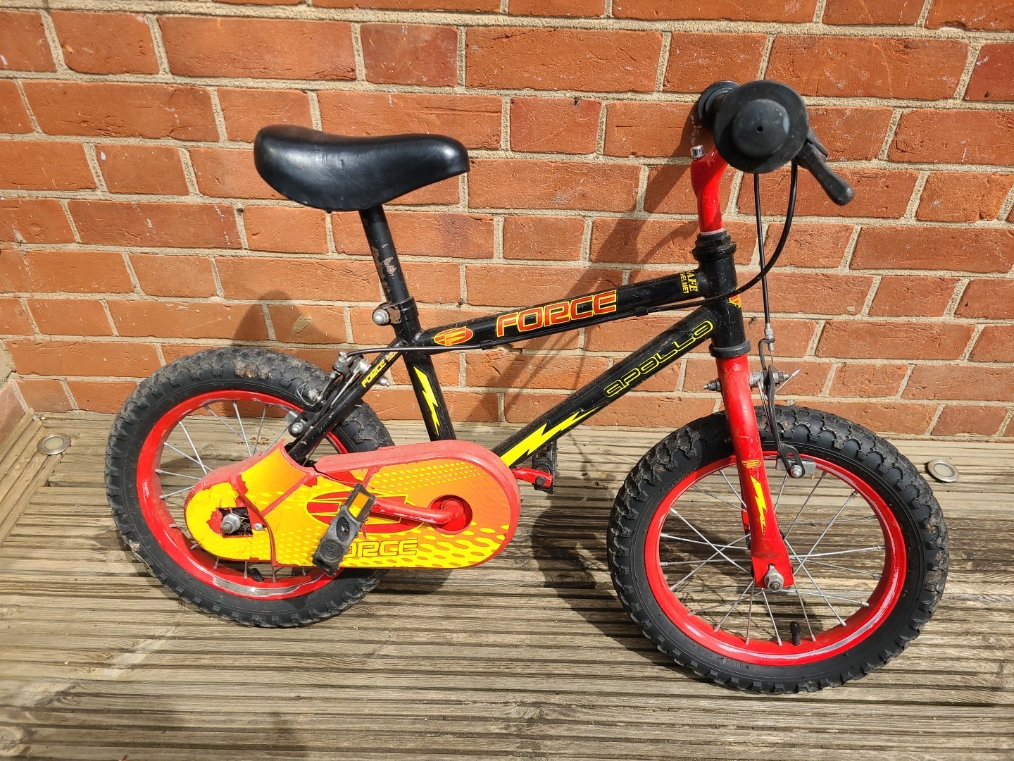 Apollo Force 360 Red Unisex Kids Bike image 2