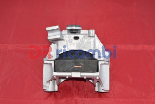 SUPPORTO MOTORE LATO DISTRIBUZIONE ANT. ALFA ROMEO GIULIETTA - ALFA 51888091 - Picture 3 of 6