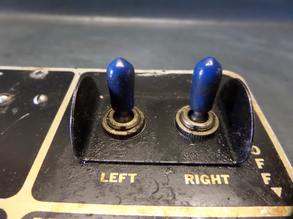PIPER PA-23 AZTEC B MODEL AIRCRAFT CABIN AIR CONTROL PANEL FACE PLATE ...