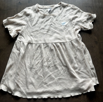 Time and Tru Maternity Babydoll Top Short Sleeve Poly Oatmeal Small 4-6 NWOT