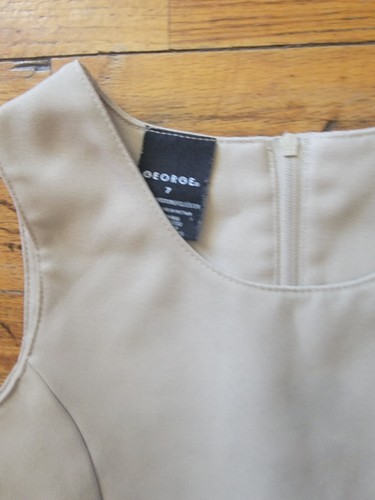 Girls School Uniform pleated dress khaki Zipper closure lot of 2 sz 7 & sz 8 - Picture 5 of 9