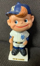 Vintage 1961-1963 White Base New York Yankees Baseball Bobblehead Nodder