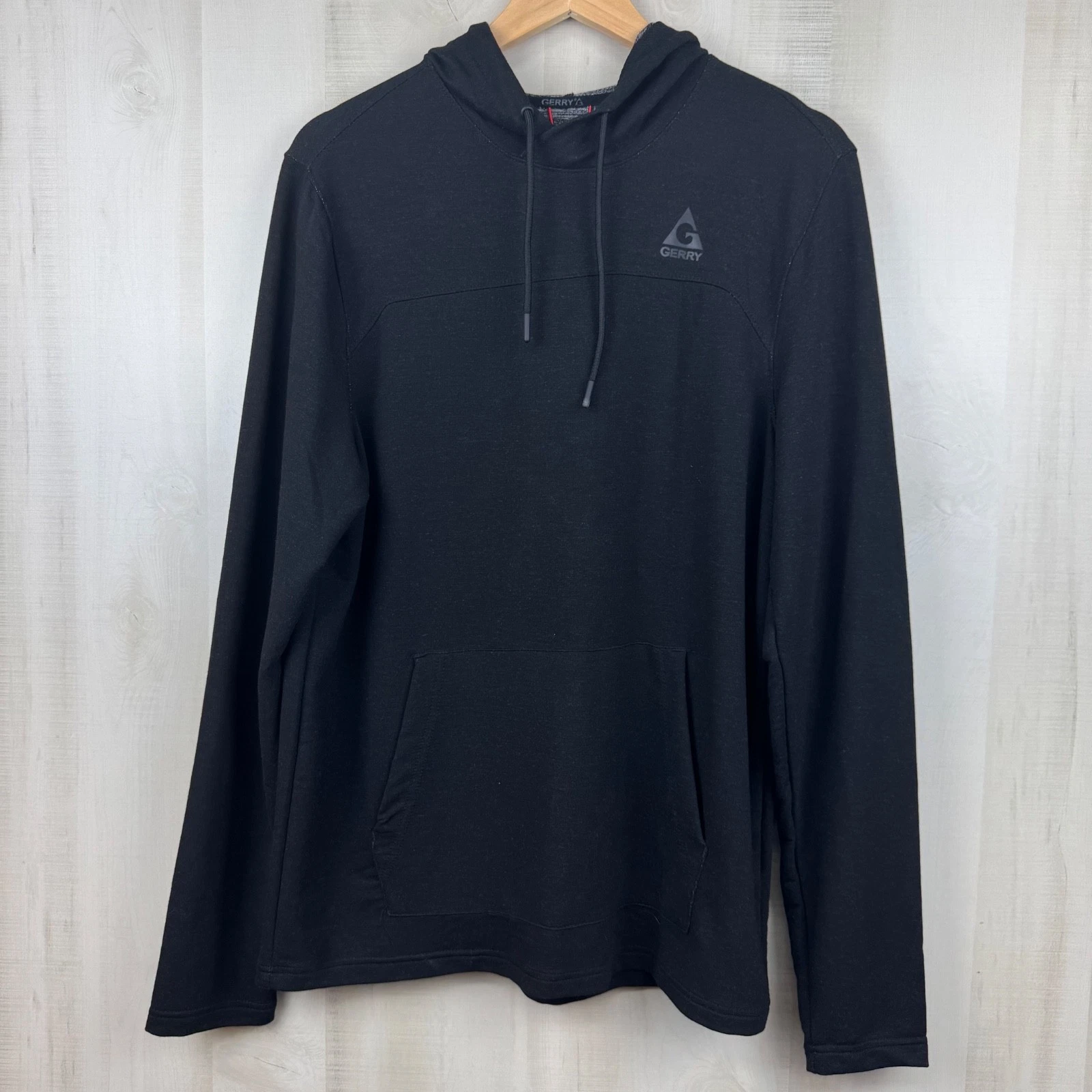NWT Gerry Men’s Long Sleeve Stretch Black Lightweight Performance Hoodie Medium