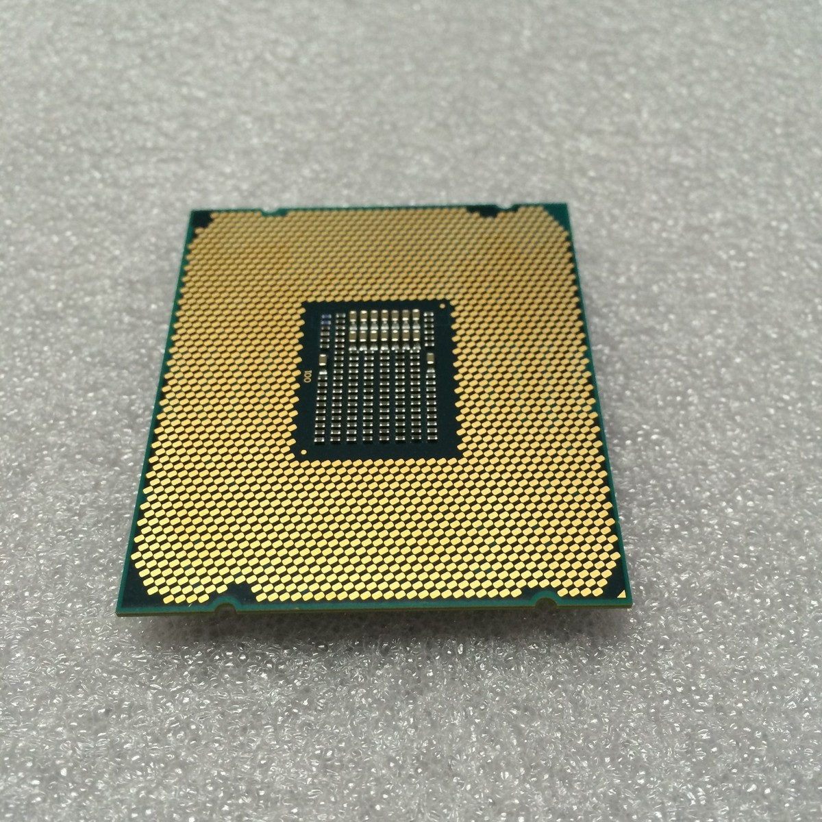 Intel Xeon W-2295 Workstation Processor (4.6/4.8GHz, 18 Cores, LGA