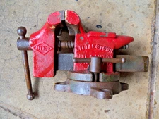 Vintage Littlestown No. 112 Swivel Bench Vise Anvil Cast Iron USA