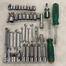 40 Pc. Lot Vintage S-k Sk Usa Made Sockets Extensions Drivers Read M0556l