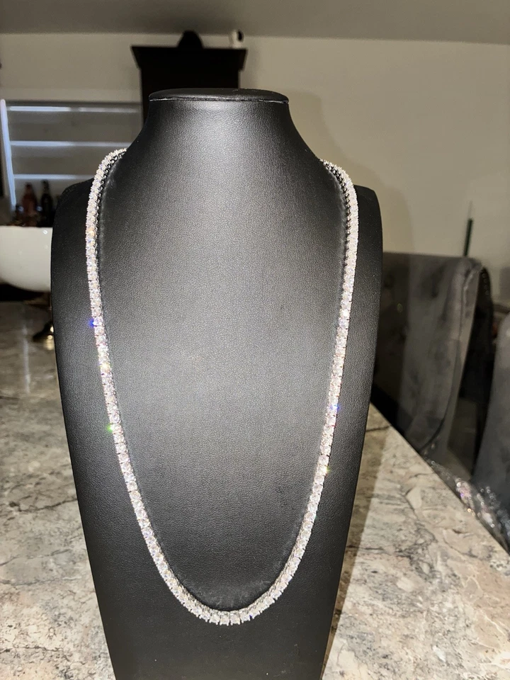 Элегантная теннисная цепочка 4 мм с серебряным покрытием из белого золота 22 дюйма и 24 дюйма - Изображение 2 из 4