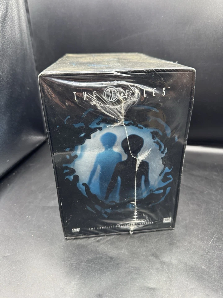 The X-Files: The Complete Collector's Edition Box Set -DVD, 2007, Factory Sealed - Image 2 of 4